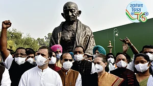 स्वतंत्रता दिवस विशेष: गायब होती जा रही आज़ादी के दौर में एकजुटता के संकल्प का वक्त