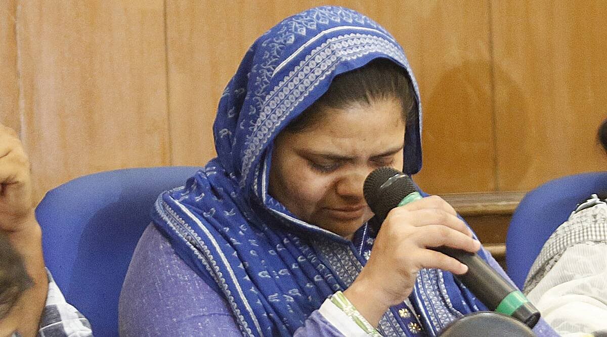'अपराधियों की रिहाई के बाद खौफ के साए में जी रही है बिलकीस बानो’, देखें उनके पति से ज़फ़र आग़ा की खास बातचीत