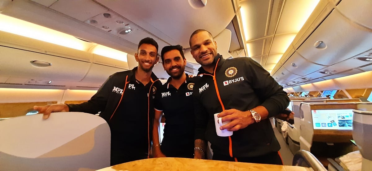 खेल की खबरें: टीम इंडिया ODI सीरीज के लिए जिम्बाब्वे रवाना और SCA T-20 लीग में इस टीम के लिए खेलेंगे बटलर, मिलर और मैककॉय
