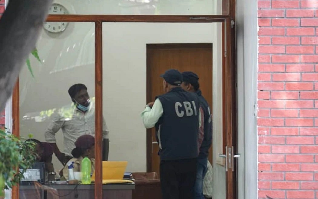 मनीष सिसोदिया के बैंक लॉकर की तलाशी, जानिए CBI को दिल्ली के उपमुख्यमंत्री के लॉकर में क्या मिला?
