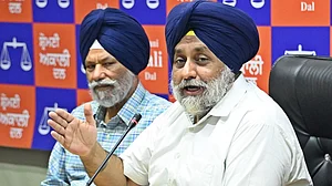 दिल्ली के बाद पंजाब की AAP सरकार पर शराब घोटाले का आरोप, सुखबीर बादल राज्यपाल से करेंगे कार्रवाई की मांग