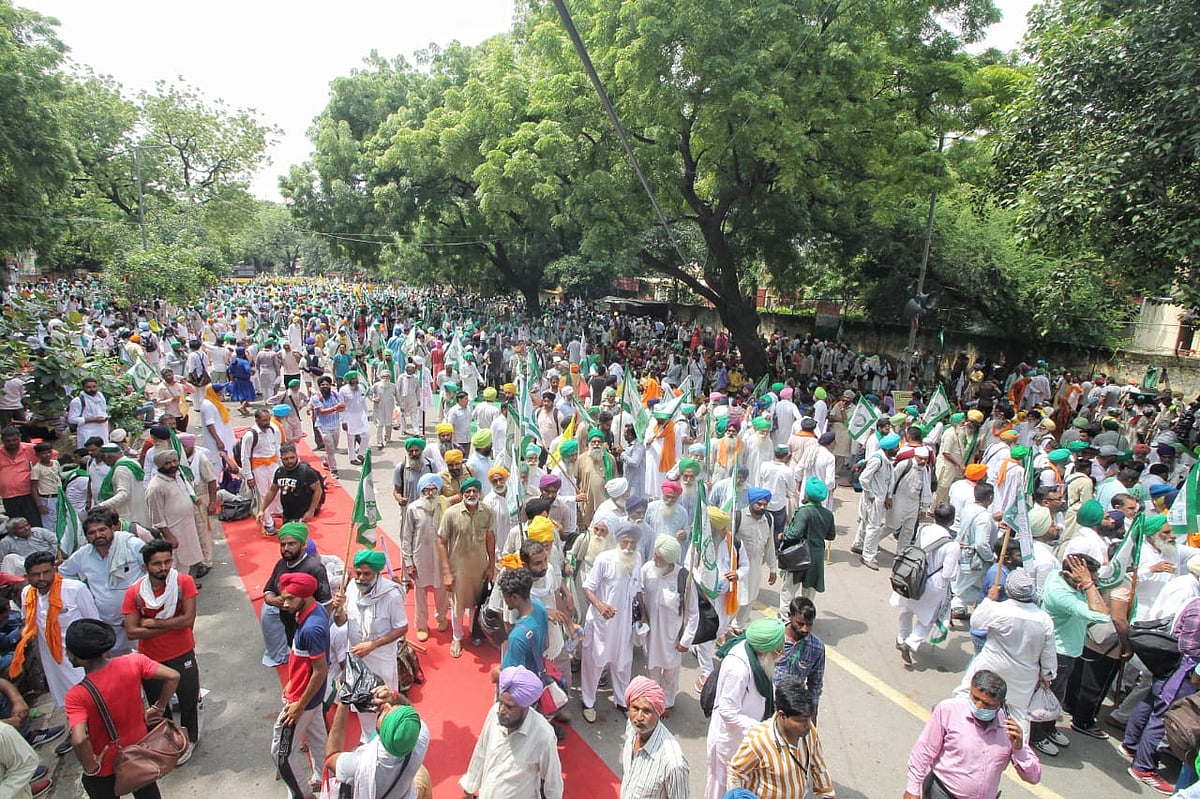 किसानों की महापंचायत: जंतर-मंतर से सिंघु बॉर्डर तक सुरक्षा कड़ी, कई इलाकों में ट्रैफिक जाम, इन रास्तों से जानें से बचें
