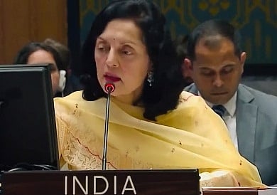 दुनिया की खबरें: ट्रंप के घर परमाणु हथियारों के कागजात खोजने पहुंची थी FBI, फिर TTP ने बढ़ाई पाकिस्तान की चिंता