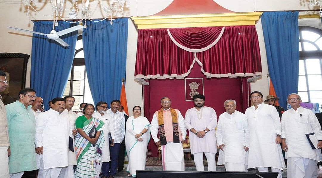 ममता मंत्रिमंडल में बड़ा फेरबदल, 9 नए चेहरे हुए शामिल, बाबुल सुप्रियो को भी बनाया गया मंत्री