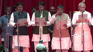 बिहार कैबिनेट विस्तार: RJD के 16, JDU के 11, कांग्रेस के 2, HAM के 1 MLA ने ली शपथ, इन्हें मिली मंत्रिमंडल में जगह