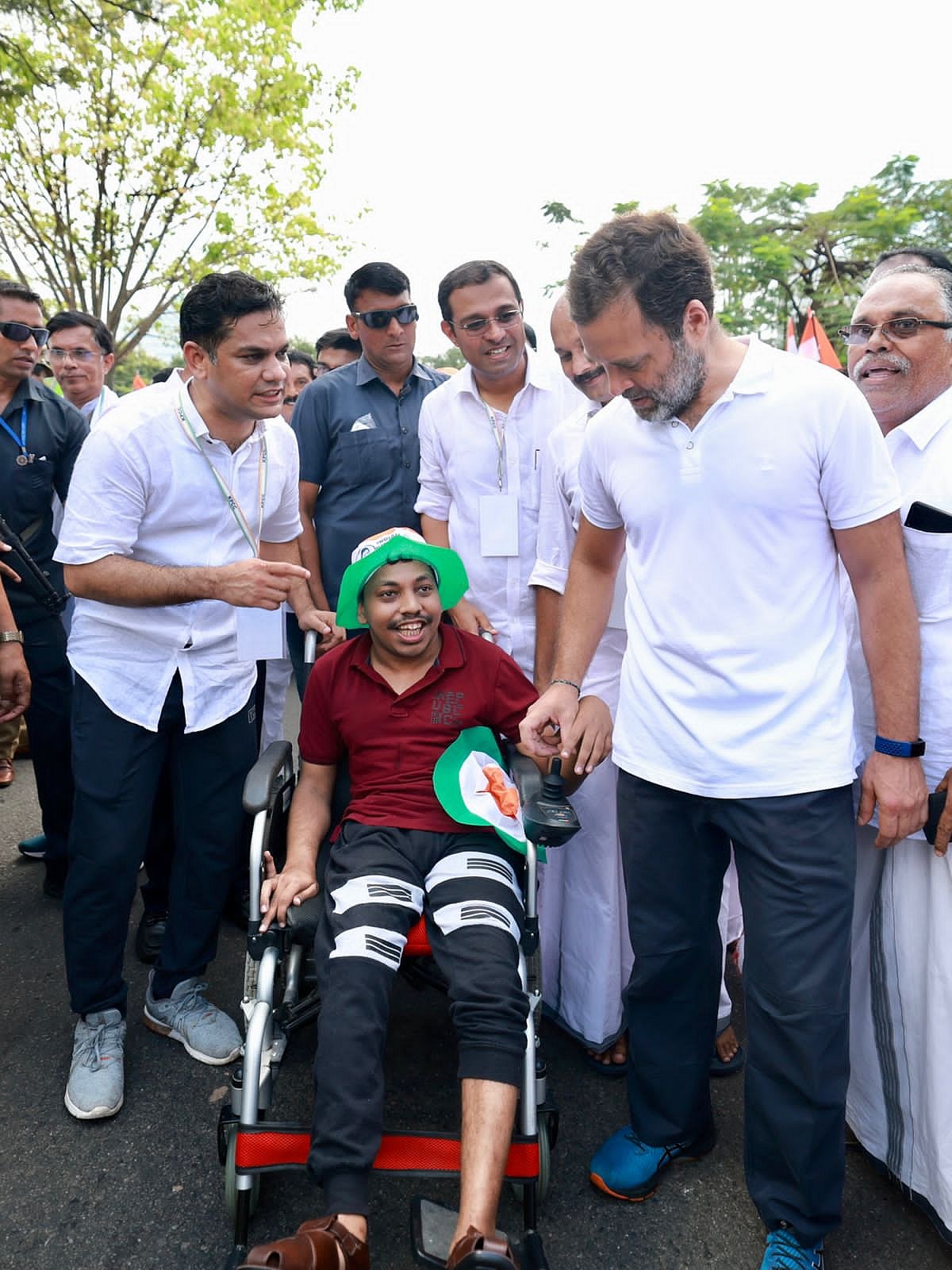कांग्रेस की 'भारत जोड़ो यात्रा' के 14वें दिन जुड़ते भारत की दिखी अद्भुत तस्वीर