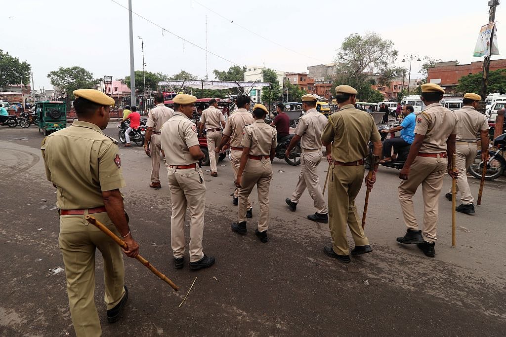 बिकरू कांड: गैंगस्टर विकास दुबे की पत्नी की होजियरी फैक्ट्री कोर्ट के आदेश पर सील, जानें पूरा मामला