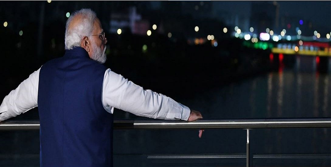 गुजरातः इस बार जनता के साथ हवा भी BJP के खिलाफ, सत्ता जाती देख भगवा पार्टी ने सियासी प्रबंधन के सारे घोड़े खोले