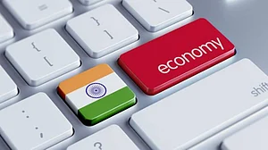 अर्थव्यवस्था के मोर्चे पर चीन-जापान और दक्षिण कोरिया के बराबर पहुंचने के लिए हमें बहुत कुछ बदलना होगा