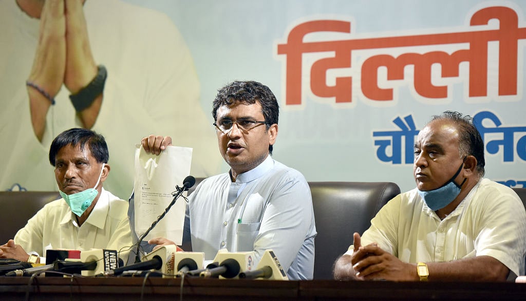 कांग्रेस ने खोली केजरीवाल के सरप्लस बजट की पोल, 38,155 करोड़ कर्ज बढ़ा, रिवेन्यू डेफिसिट राज्य बनी दिल्ली
