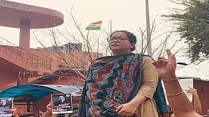 पीएचडी रद्द होने के बाद जामिया में सफूरा जरगर के प्रवेश पर भी प्रतिबंध लगा, CAA प्रोटेस्ट का किया था नेतृत्व