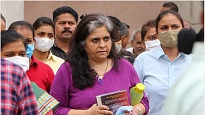 2002 Gujarat Riots: गुजरात HC ने तीस्ता सीतलवाड़ को जमानत देने से किया इनकार, तुरंत सरेंडर करने को कहा