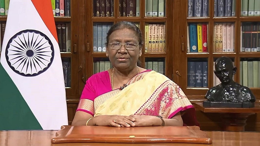 महारानी एलिजाबेथ के अंतिम संस्कार में शामिल होंगी राष्ट्रपति द्रैपदी मुर्मू, भारत की ओर से पेश करेंगी संवेदना