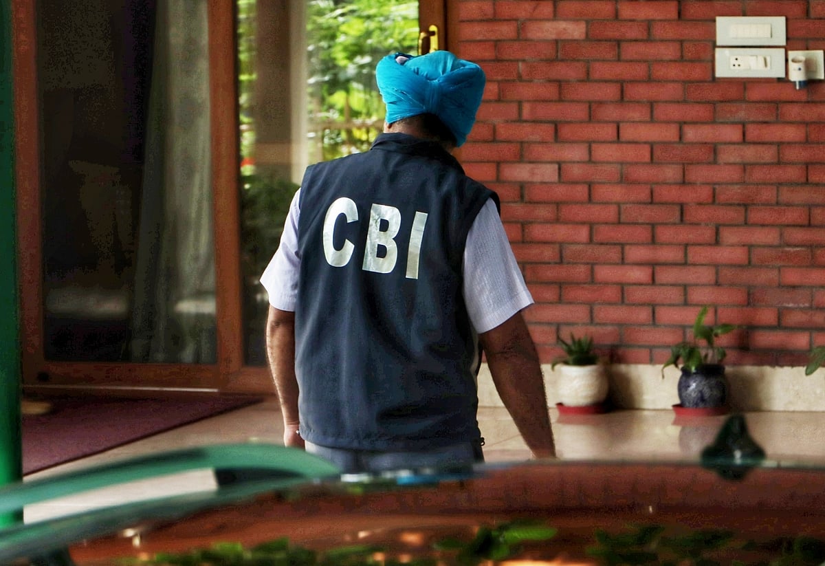 जेकेपीएसआई परीक्षा घोटाला : देशभर में 33 ठिकानों पर छापे मार रही CBI, CRPF के कुछ अधिकारियों के परिसरों में भी तलाशी