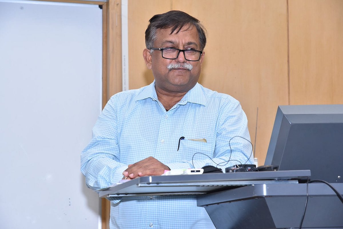 उत्तर प्रदेश में अवनीश अवस्थी का रिटायरमेंट इफेक्ट! बदली नौकरशाही की सूरत, कहीं खुशी, कहीं मायूसी