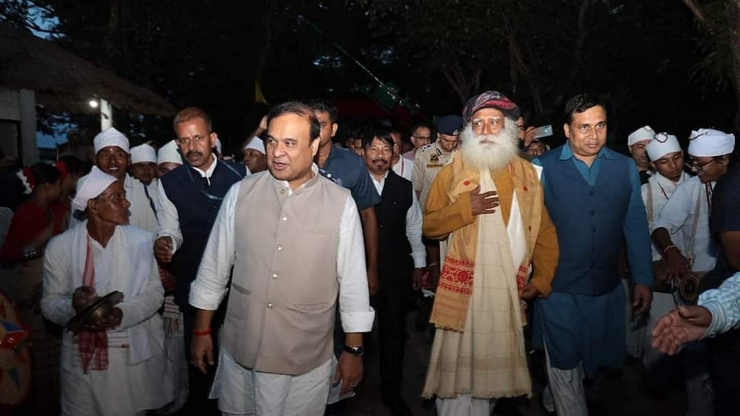 काजीरंगा 'इवनिंग सफारी': कानून तोड़ने पर एक्टिविस्ट ने असम के मुख्यमंत्री, सदगुरु पर निशाना साधा