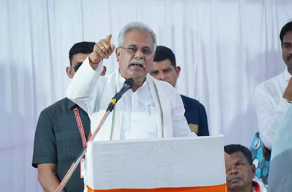 छत्तीसगढ़ के स्कूलों में हफ्ते में एक दिन होगी 'छत्तीसगढ़ी' में पढ़ाई, भूपेश बघेल ने शिक्षक दिवस पर किया ऐलान