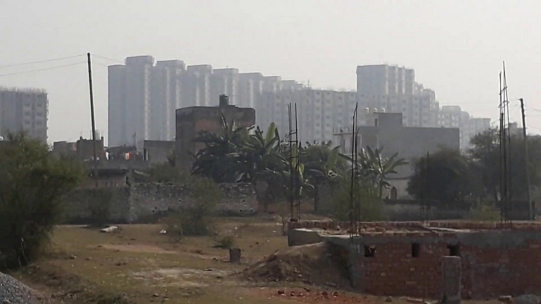 लखनऊ में गरीबों से मजाक, 13वें फ्लोर पर फ्लैट आवंटन, पर 12 के बाद कुछ नहीं, लाभार्थी खोजते-खोजते परेशान