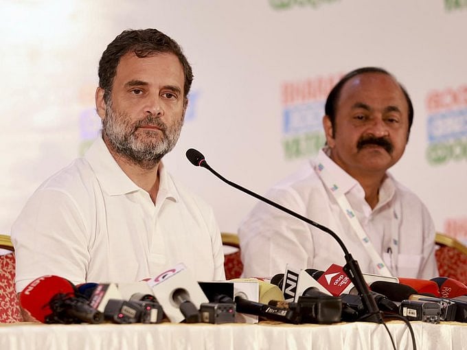 देश में विभाजनकारी ताकतों का उभार खतरनाक, विपक्ष को बनानी होगी रणनीति,  लड़ाई के लिए साथ आना होगा- राहुल गांधी