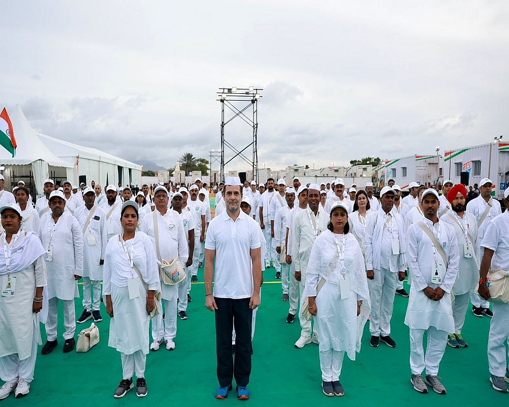 'भारत जोड़ो यात्रा' का दूसरा दिन आज, अगस्तीस्वरम से आगे निकली पदयात्रा, यात्रा में उमड़ा जनसैलाब