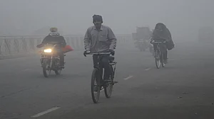 दिवाली पर सुबह से ही AQI खराब, कल तक वायु प्रदूषण और बढ़ने की संभावना