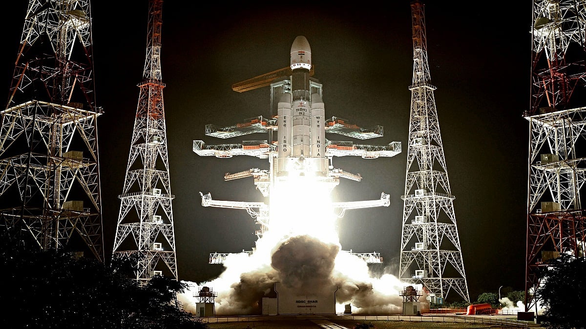 भारत ने रचा इतिहास! GSLV 3 ने 36 'वनवेब' उपग्रहों के साथ भरी उड़ान, जानें ‘बाहुबली रॉकेट’ की खासियत