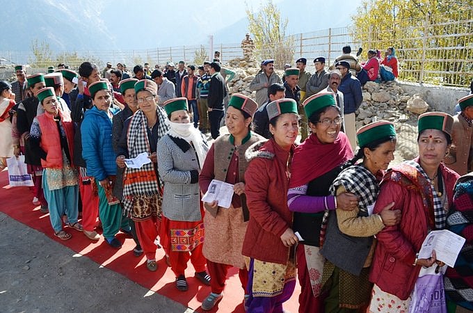 हिमाचल प्रदेश चुनाव में 55.92 लाख मतदाता डालेंगे वोट, 1.93 लाख युवा पहली बार करेंगे  मतदान