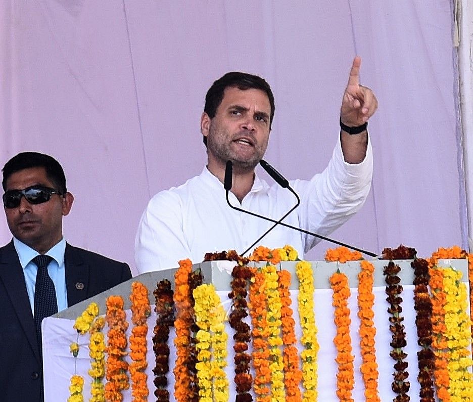 गुजरात चुनाव: राहुल गांधी परिवर्तन के लिए आज भरेंगे हुंकार, सूरत और राजकोट में जनसभाओं को करेंगे संबोधित