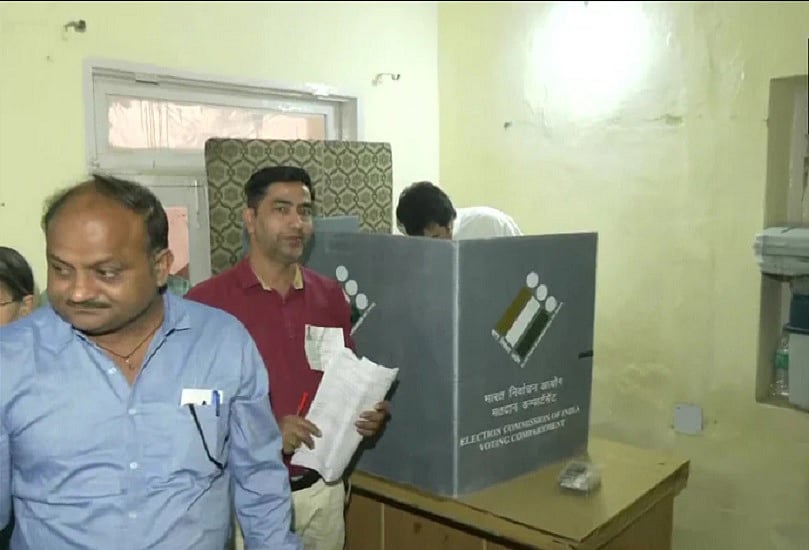 यूपी-बिहार समेत देश की 7 विधानसभा सीट पर उपचुनाव संपन्न, सबसे ज्यादा मुनुगोडे और सबसे कम अंधेरी में मतदान