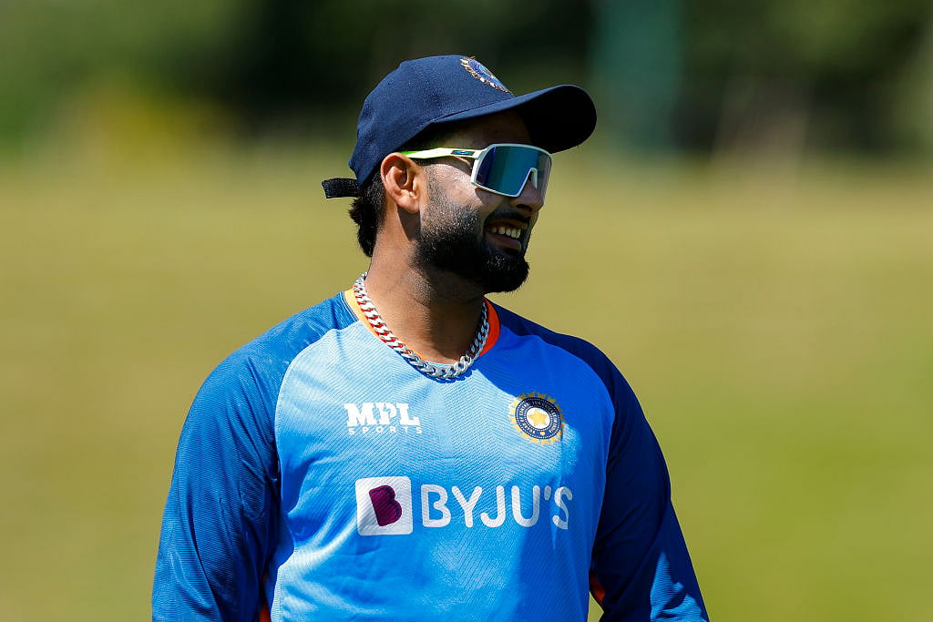 दिनेश कार्तिक के बयान ने मचाई सनसनी! कहा- T20 टीम में निडर और आक्रामक खेलने वाले इस खिलाड़ी से कराई जाए ओपनिंग