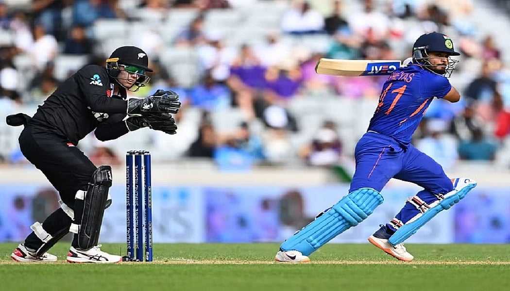 खेल की खबरें: न्यूजीलैंड ने पहले वनडे में भारत को 7 विकेट से हराया और 'WC की तैयारी के लिए AUS से बेहतर कोई जगह नहीं' 