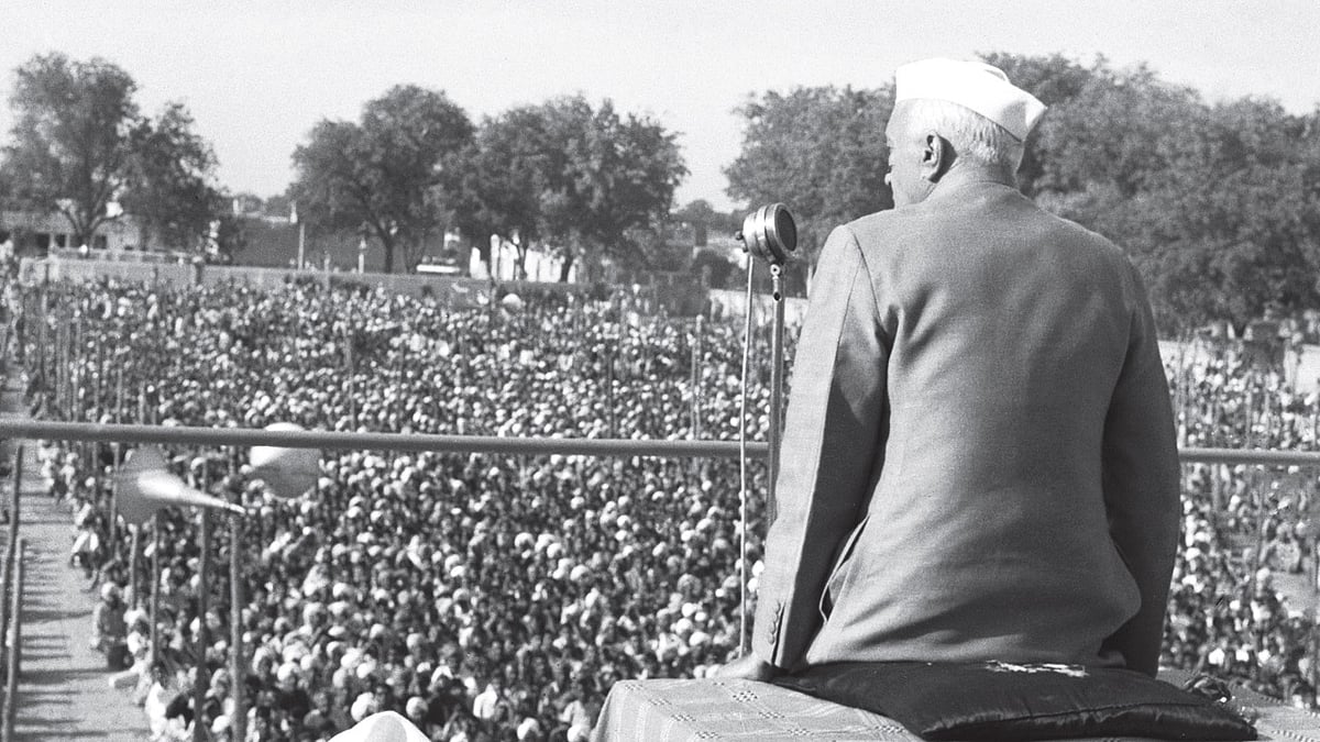 नेहरू के पास था हिंदुस्तान के संपूर्ण कायाकल्प का खाका, भारत ही नहीं पूरी दुनिया के लिए हमेशा बने रहेंगे प्रसंगिक 