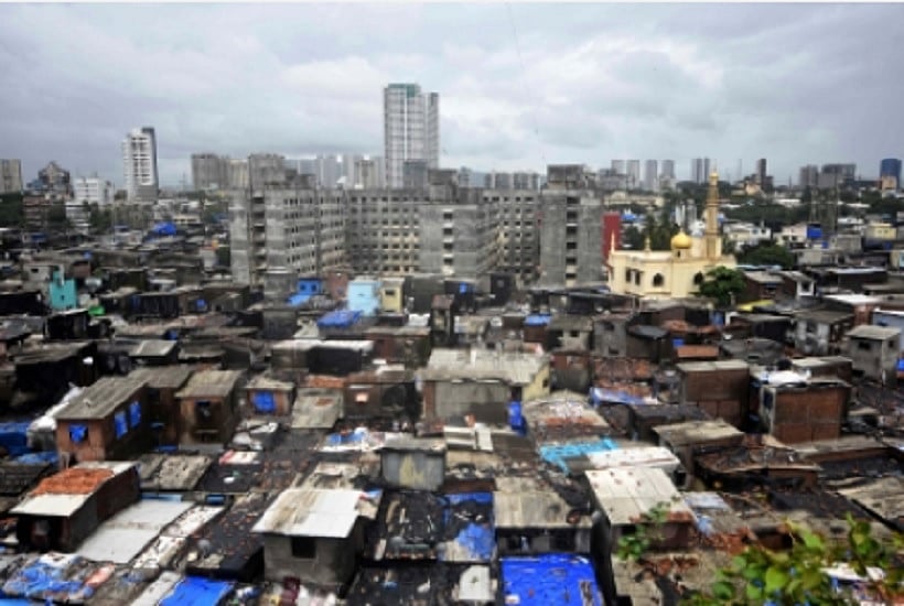 मुंबई के धारावी स्लम को संवारेगी अडानी प्रॉपर्टीज, कई कंपनियों को पछाड़ मेगा-मेकओवर बोली जीती