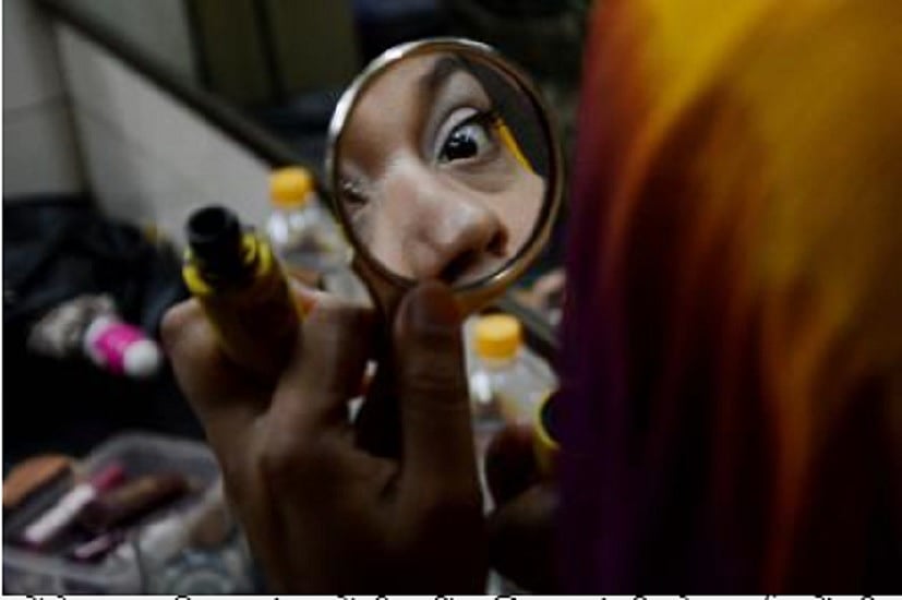 मुंबई में बैन के बाद गोवा में धड़ल्ले से चल रहे डांस बार, सरकार से कार्रवाई की उठी मांग