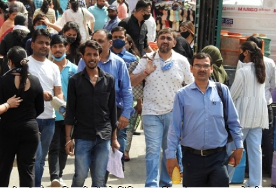 10 में से 6 भारतीय कोविड बूस्टर से कर रहे परहेज, हार्टअटैक का खौफ बना डर कारणः रिपोर्ट