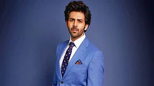 सिनेजीवन: अजय देवगन की 'दृश्यम 2' ने बनाए नए रिकॉर्ड और कार्तिक आर्यन ने शादी को लेकर दिया चौंकाने वाला बयान!