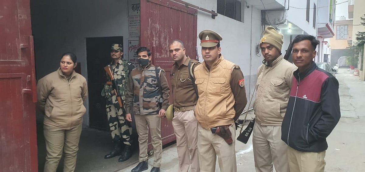 रामपुर उपचुनाव में हुई लोकतंत्र की हत्या, मतदाताओं से की गई मारपीट, वोट डालने से रोका गया- सपा का गंभीर आरोप