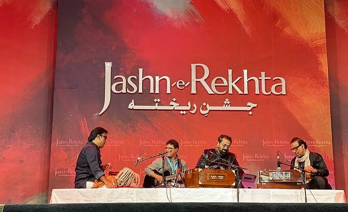 अज्ञानता और अफवाहों के अंधेरे को सूरज की किरन की तरह खत्म करने का उत्सव था जश्न-ए-रेख्ता