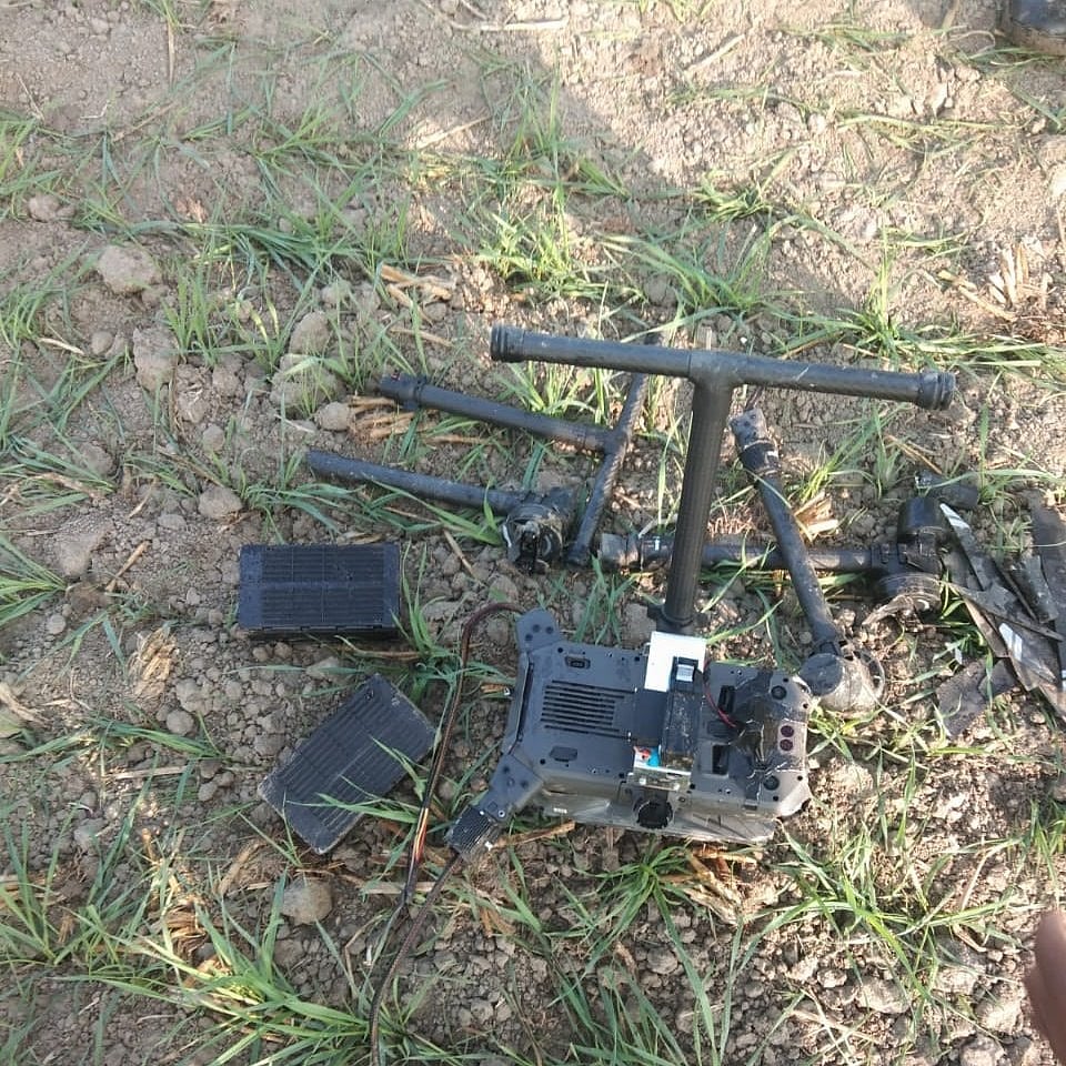 भारत-पाकिस्तान सीमा पर बड़ी साजिश को BSF ने किया नाकाम, पंजाब में मार गिराया पाक ड्रोन 