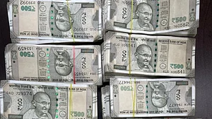 गुजरात में चुनाव के दौरान 801.85 करोड़ रुपये हुए जब्त, हिमाचल प्रदेश में 57.24 करोड़ पकड़े गए