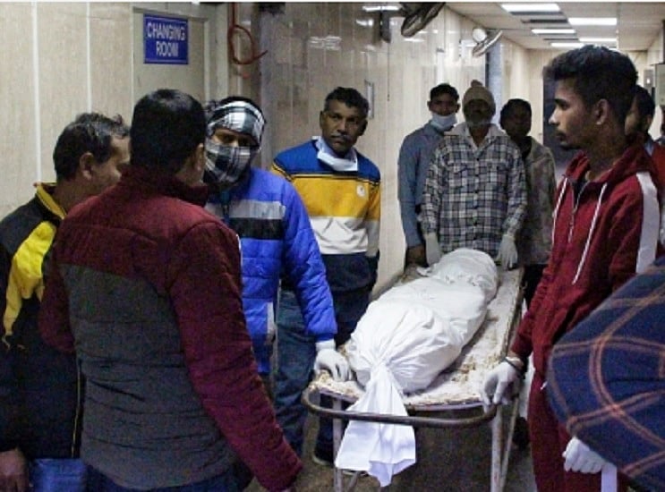 दिल्लीः कंझावला केस में एक और वीडियो सामने आया, मृतका अपनी सहेली से झगड़ती नजर आई