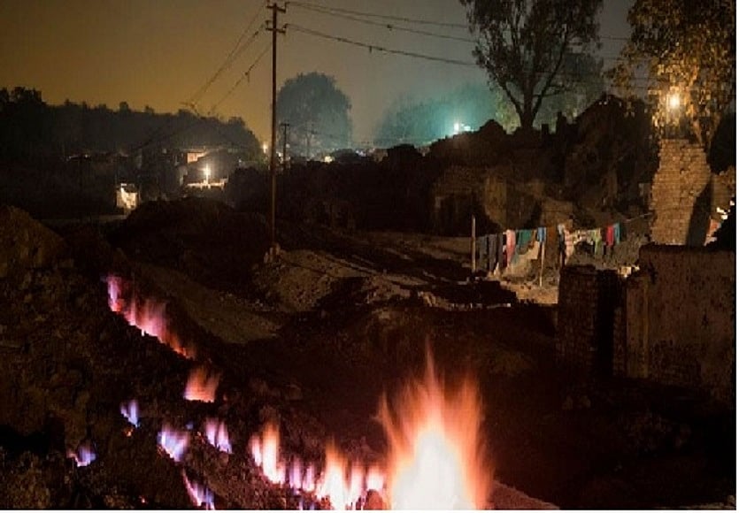 झारखंडः झरिया में लाखों जिंदगियां खतरे में, जमीन के नीचे धधकती आग पर केंद्र ने बुलाई हाई लेवल मीटिंग