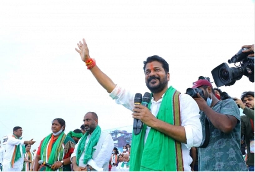 पंचायतों के अधिकार के लिए प्रदर्शन करने जा रहे  तेलंगाना कांग्रेस प्रमुख गिरफ्तार, सुबह से कर रखा था नजरबंद
