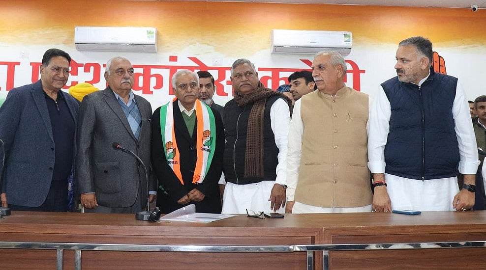हरियाणा में BJP-JJP को झटका, बीजेपी किसान मोर्चा के प्रदेश उपाध्‍यक्ष समेत आधा दर्जन नेता कांग्रेस में शामिल