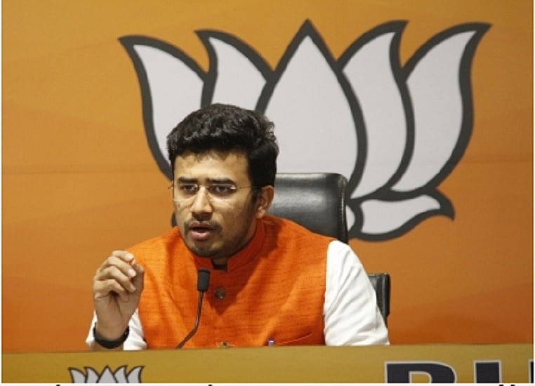 BJP सांसद तेजस्वी सूर्या ने खोला प्लेन का इमरजेंसी गेट, कई लोगो को खतरे में डाला, साथी यात्री ने लगाया आरोप