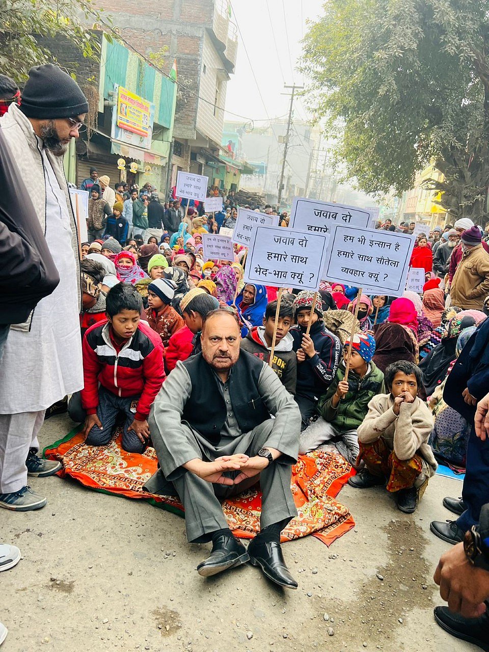 उत्तराखंडः हल्द्वानी में बेघर होने की आशंका में 50 हजार लोग सड़कों पर, सुप्रीम कोर्ट में 5 जनवरी को सुनवाई