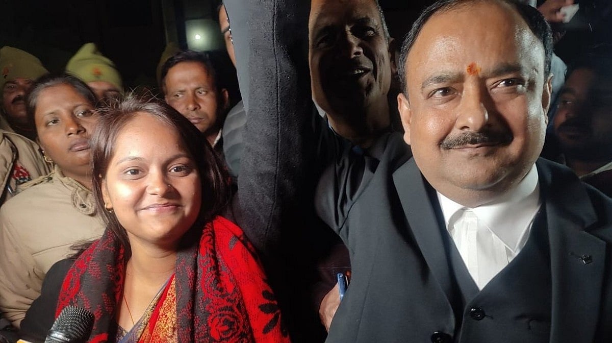 आगे पढ़कर वकील या डॉक्टर बनना चाहती है खुशी दुबे, 30 महीने बाद जेल से निकलने पर जताई इच्छा