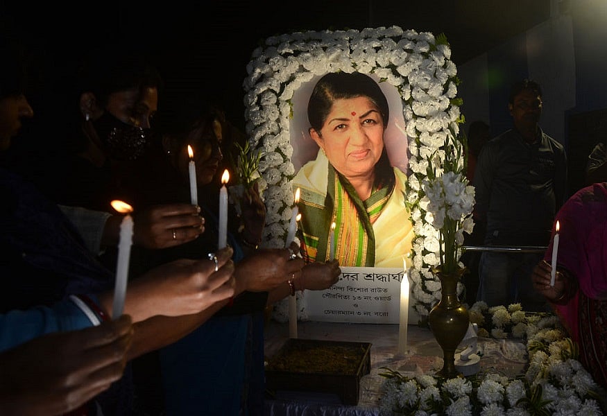 पुण्यतिथि विशेषः प्रतिभा, दृढ़ निश्चय और समर्पण की मिसाल लता मंगेशकर, जिनकी आवाज आज भी आत्मा तक उतर आती है