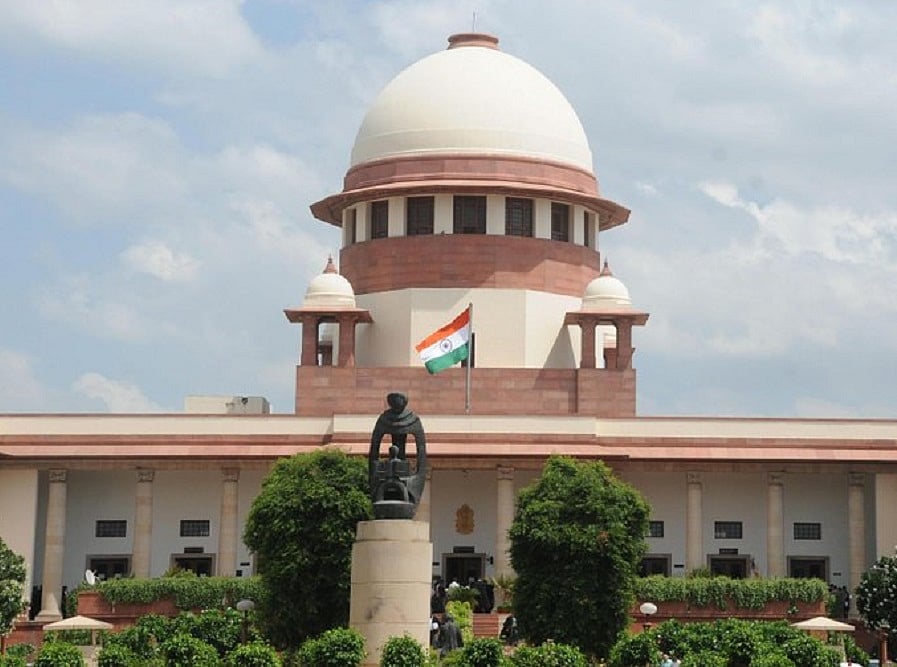 जजों के तबादले में देरी पर केंद्र को सुप्रीम कोर्ट की चेतावनी- कठोर कदम उठाने पर न करें मजबूर 