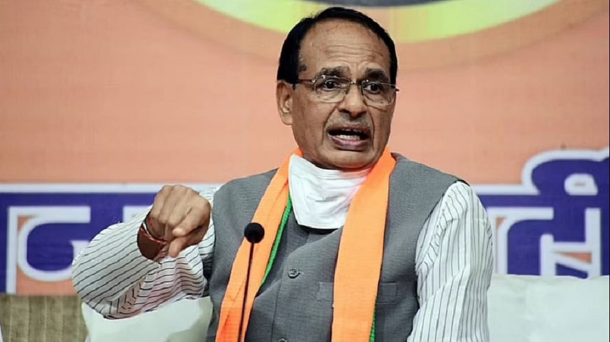 एयर इंडिया की खस्ताहाल सर्विस पर भड़के शिवराज सिंह चौहान, कहा- अंदर धंसी और टूटी सीट पर करना पड़ा सफर